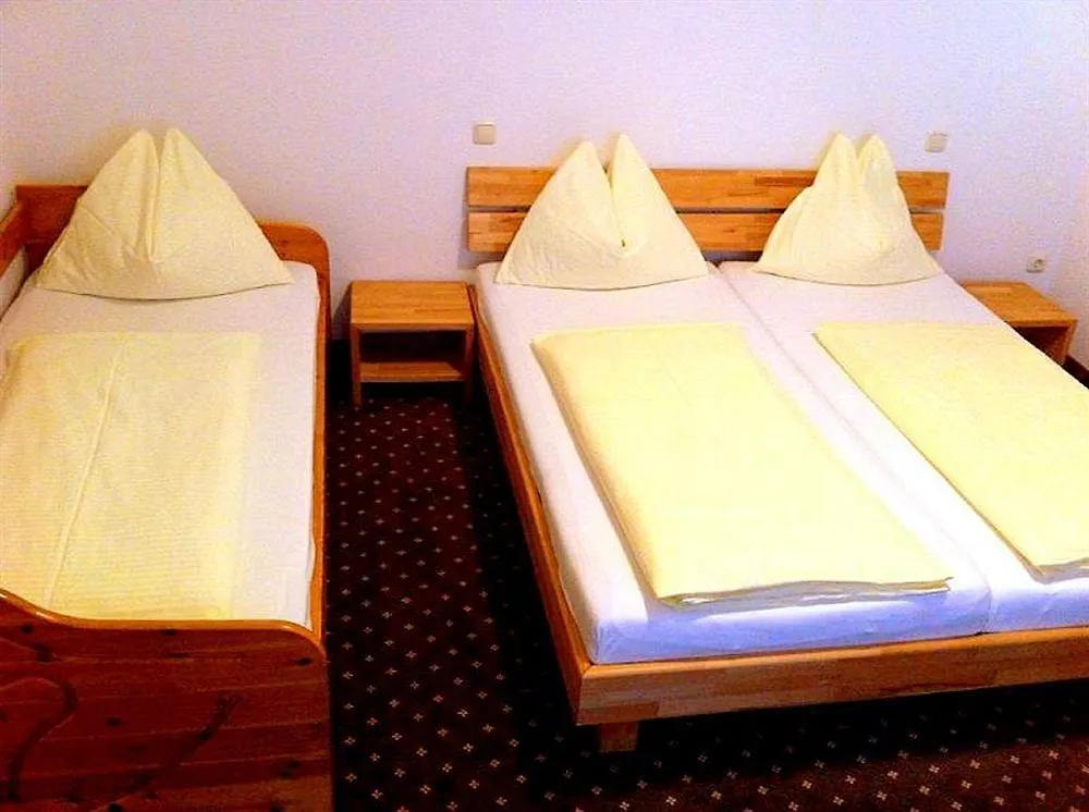 Hotel Drei Kreuz Salzburg 3*,  Austria