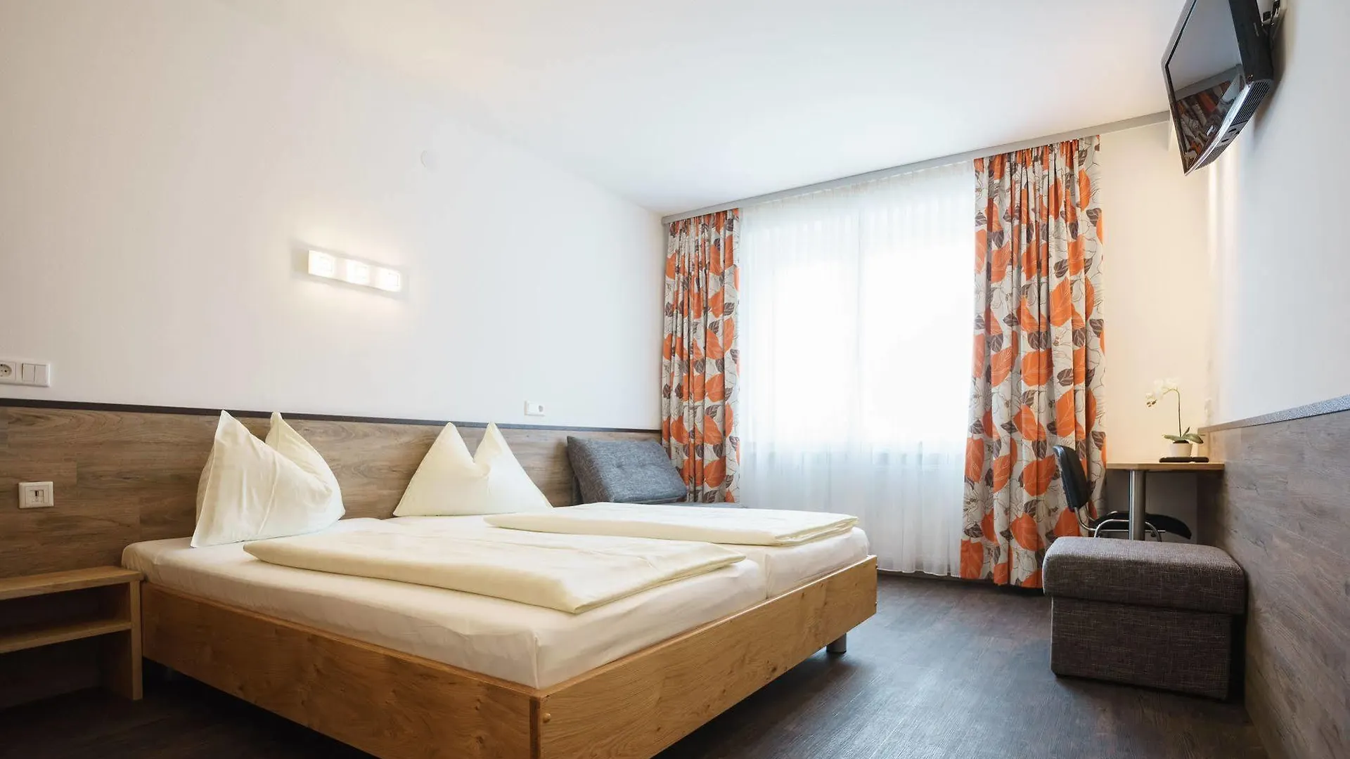 Hotel Drei Kreuz Salzburg 3*,  Austria