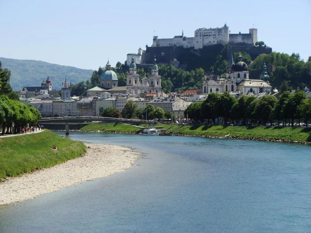 Hotel Drei Kreuz - Self Check In Salzburg